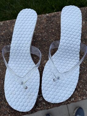 Jeffrey Campbell Clear Strap White Textured Flip Flop Heels